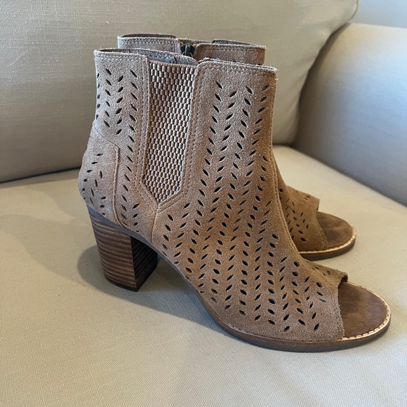 Toms suede heeled boots open toe - Picture 8 of 8